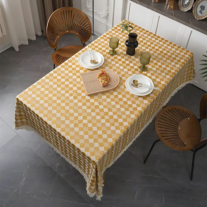 BowLift | Heritage Checkered Tablecloth