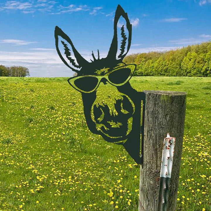 BowLift | Outdoor Garden Farm Spying Goat Metal Artwork Indoor Decoration