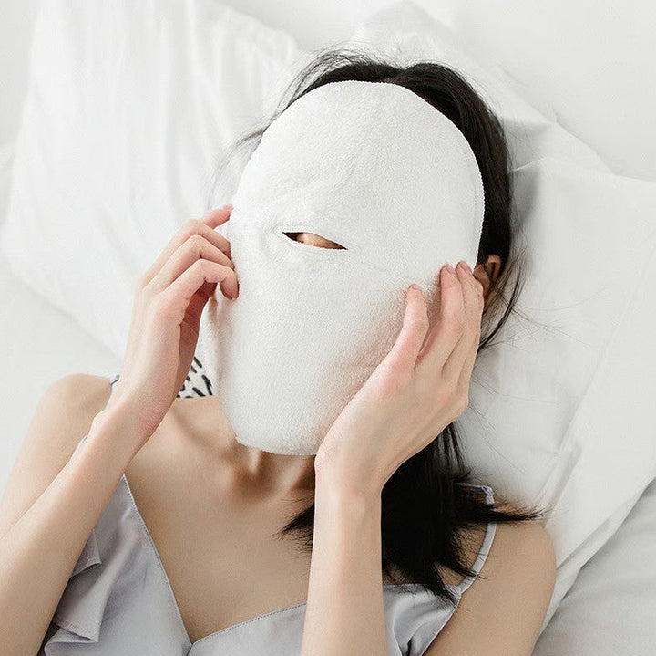 Moisturizing facial cloth made of coral velor | Bowlift