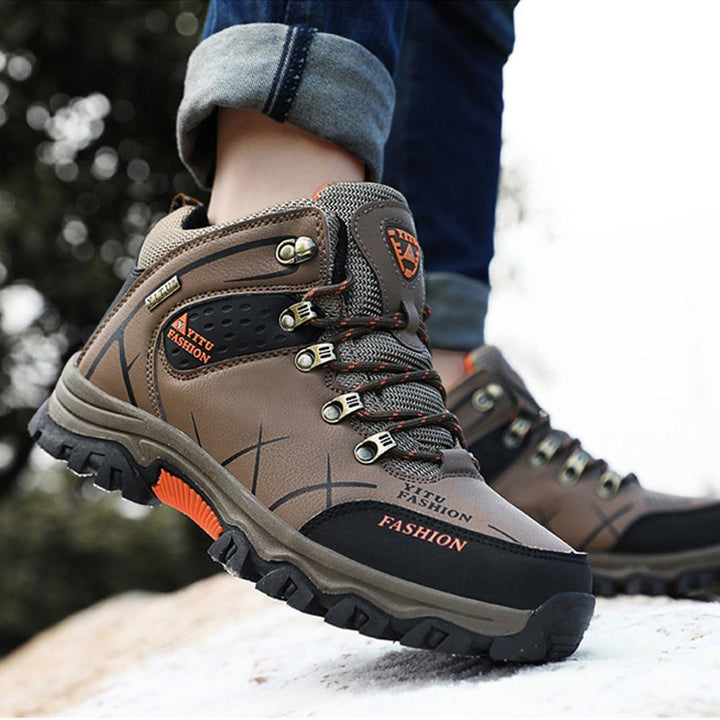 BowLift | Men's Hiking Shoes with Fur