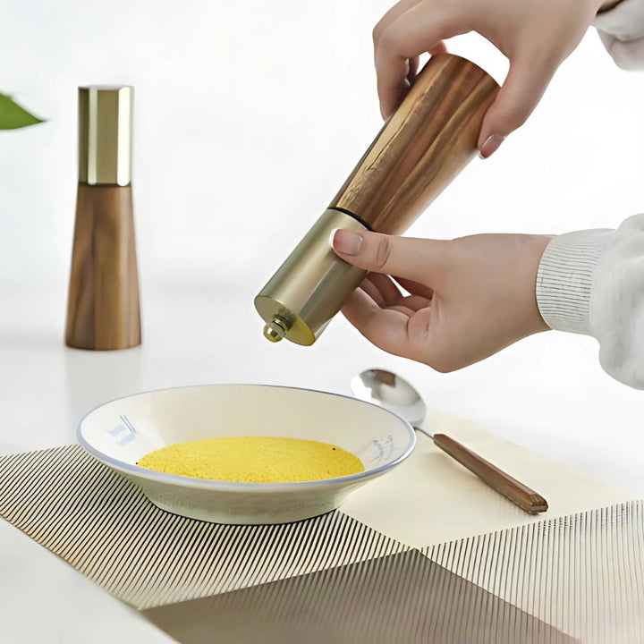 BowLift | Naturewood Spice Grinder