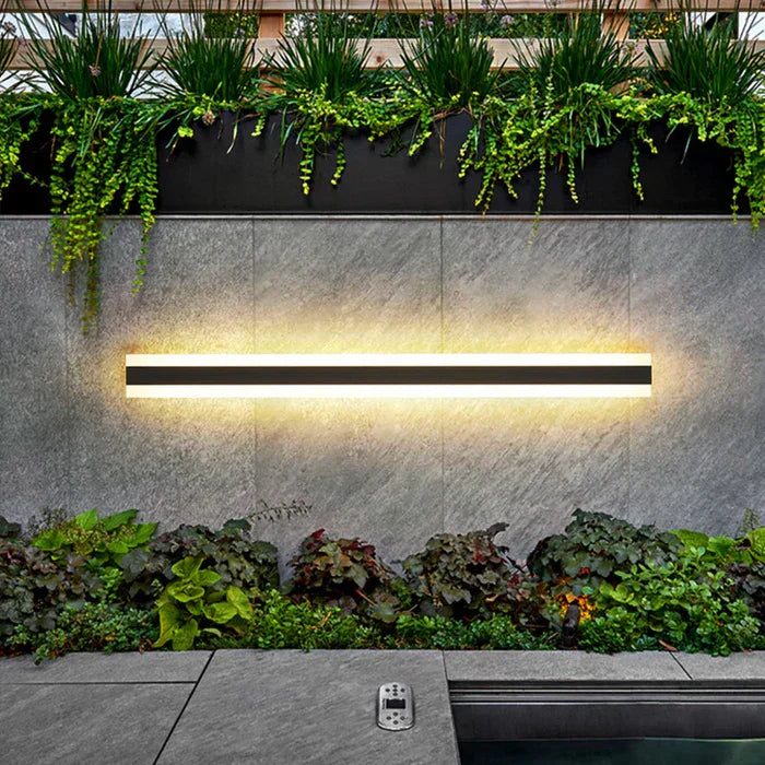 RainGuard Light - Sustainable Weather-resistant Wall Lamp Bowlift