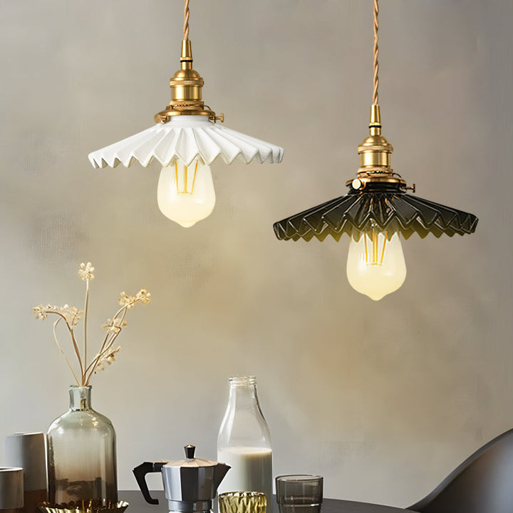 Vintage ceramic pendant lamp with pleated design – brass LED pendant light for dining room and living room | Bowlift
