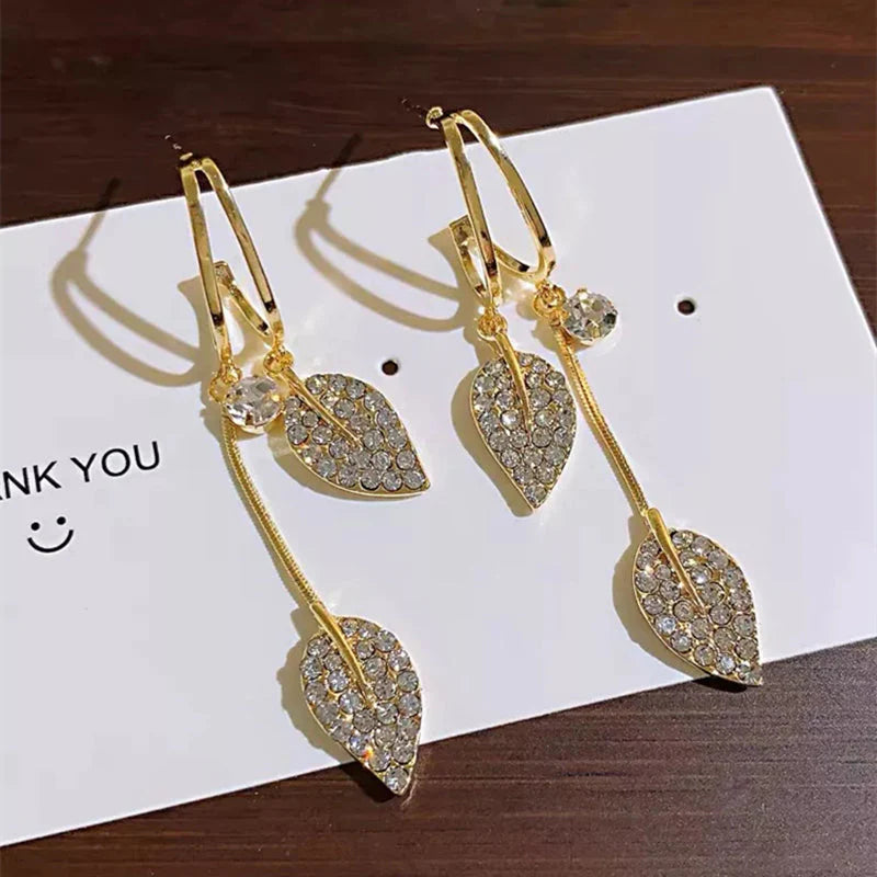 BowLift | Diamond leaf tassel earrings