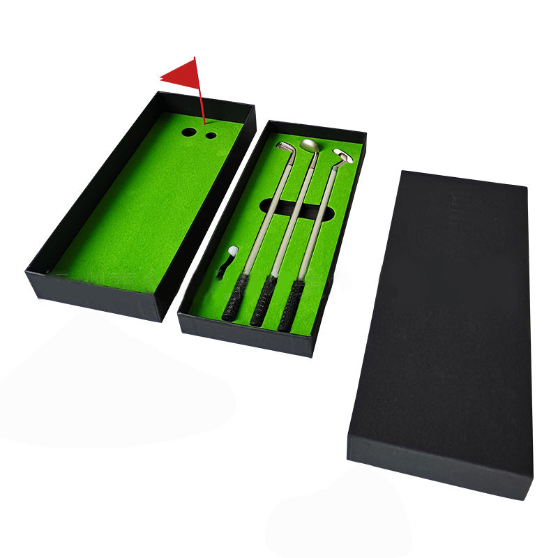 Golf gift with putting green Bowlift