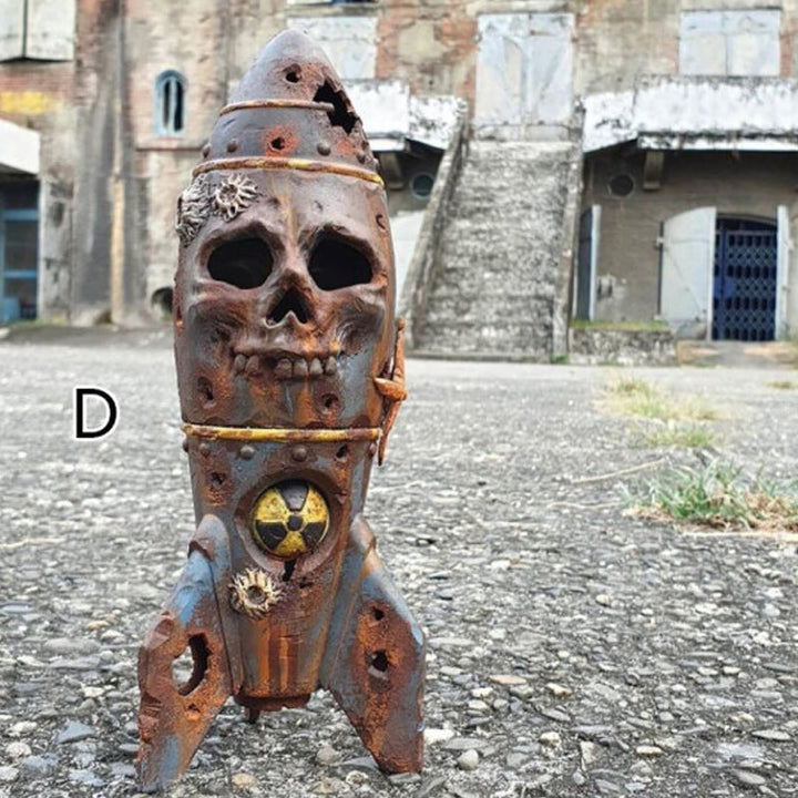 Ornament made of resin skull bomb | Bowlift