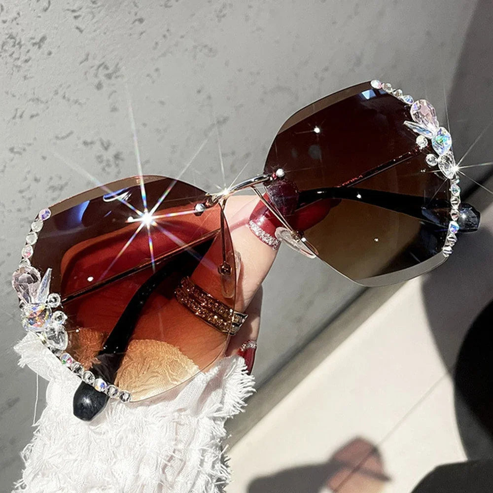 Aya Sunglasses | Vintage & Rimless | Bowlift