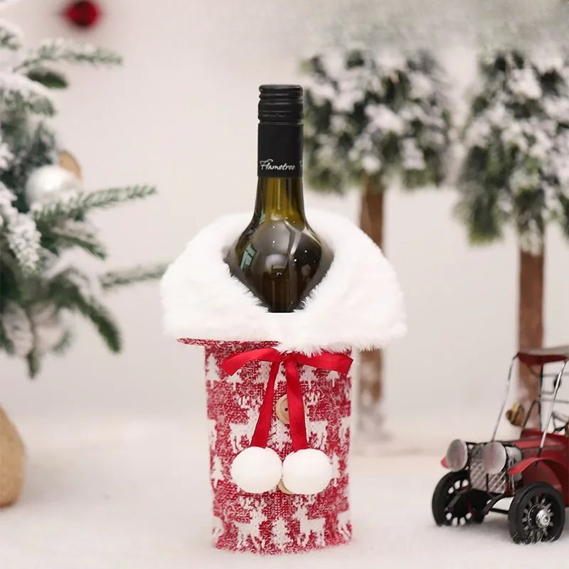 Christmas bottle cover with fur collar – festive cover for wine bottles, gnome decoration for Christmas, perfect as gift wrapping | Bowlift