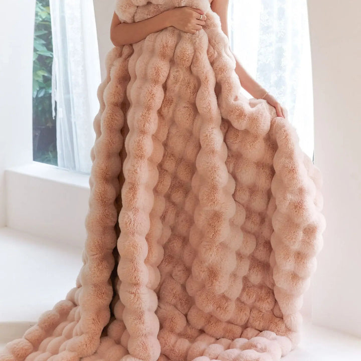 BowLift | SnugWrap | Luxury Plush Blanket for Ultimate Warmth & Comfort