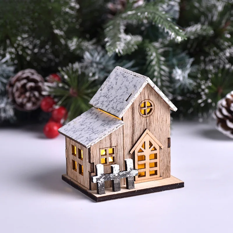 BowLift | FrostGlitter Christmas Lanterns - Enchanting House-shaped Christmas Decoration for a Magical Atmosphere
