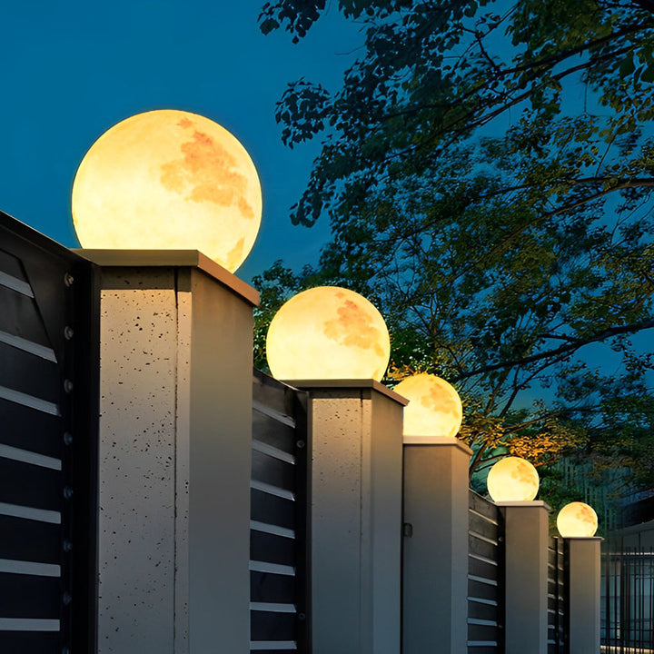 BowLift | Moon Lamp Post Outdoor Mounted on Pole