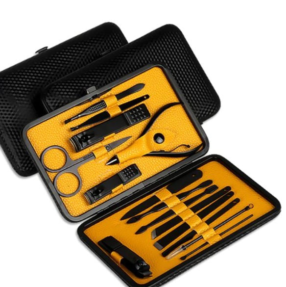 BowLift | 15-piece professional manicure set with travel case