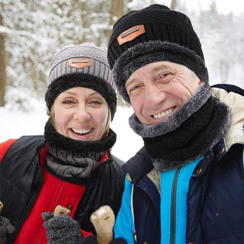 BowLift | Warm hat with scarf