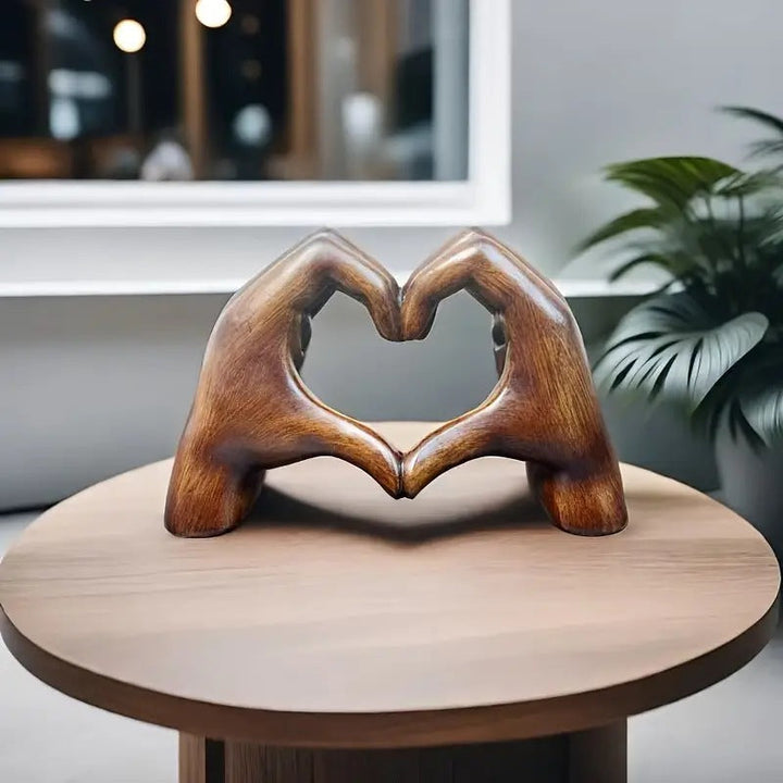 BowLift | WoodLove - Heart-Shaped Handicraft Made of Oak Wood
