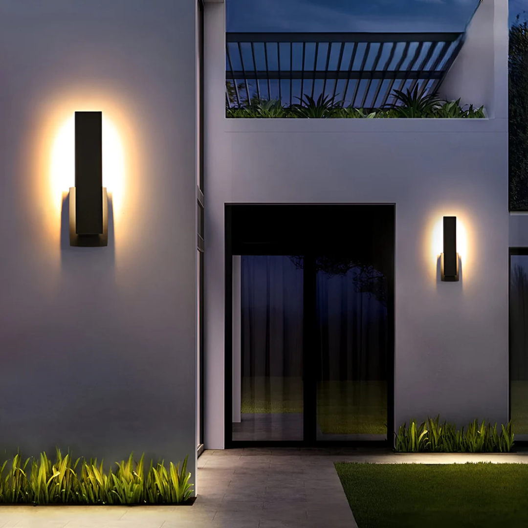 BowLift | Minimalist LED Outdoor Lamp