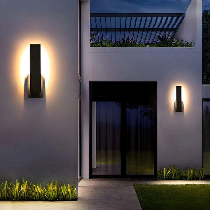 BowLift | Minimalist LED Outdoor Lamp