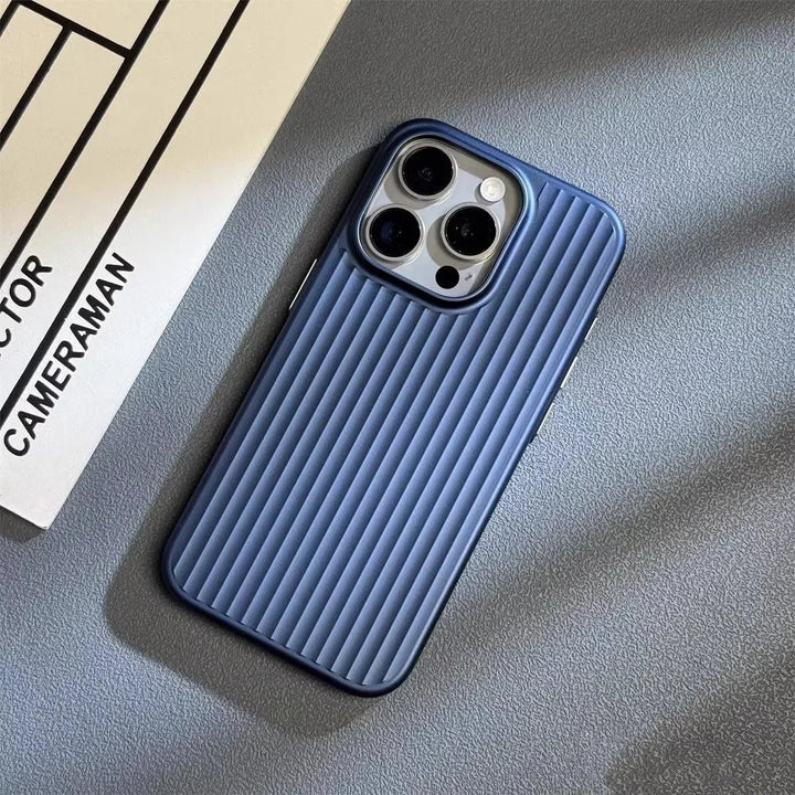 NoviroaShield | Ultra-thin shockproof phone case with drop protection | Bowlift
