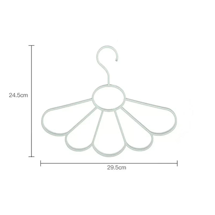 PETAL SHAPE CREATIVE SCARF HANGERS  Bowlift