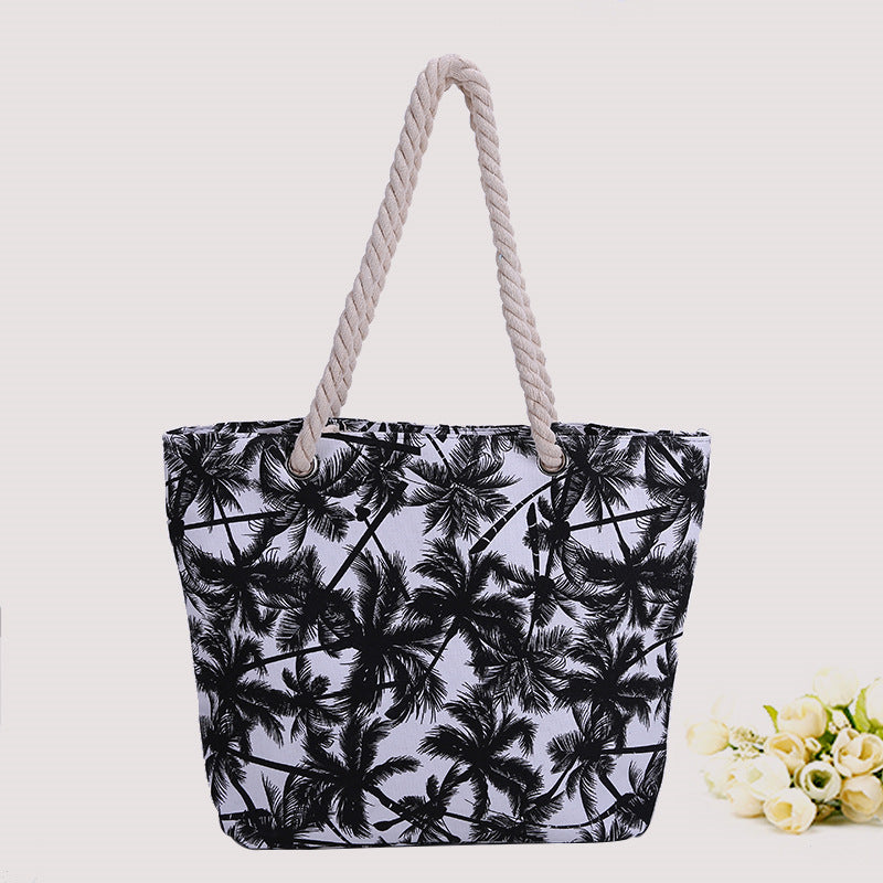 Spacious bag with maritime pattern Bowlift
