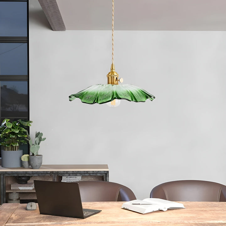 Hanging lamp with floral motif – Warm light & stylish design | For your home | Bowlift