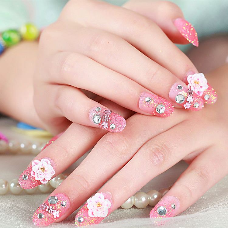 Artificial nails with delicate floral decorations Bowlift