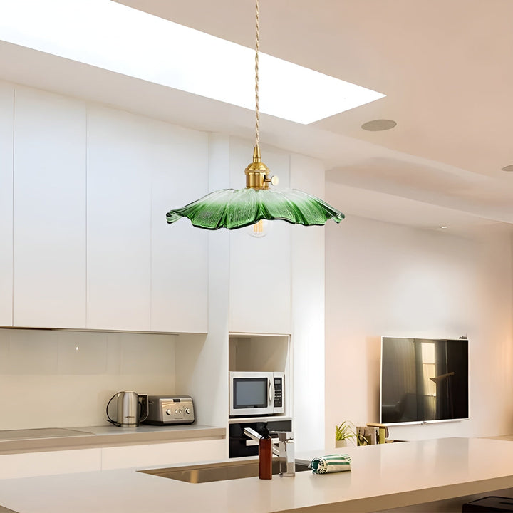 Hanging lamp with floral motif – Warm light & stylish design | For your home | Bowlift