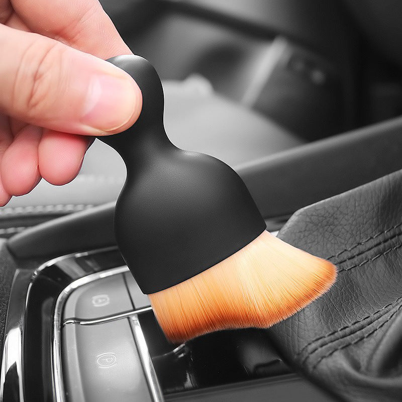 BowLift | Car Interior Cleaning Fluff Brush
