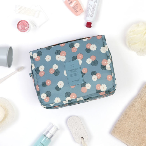 TravelEase – Water-repellent cosmetic bag with hook and compartments | Travel toiletry bag | Bowlift