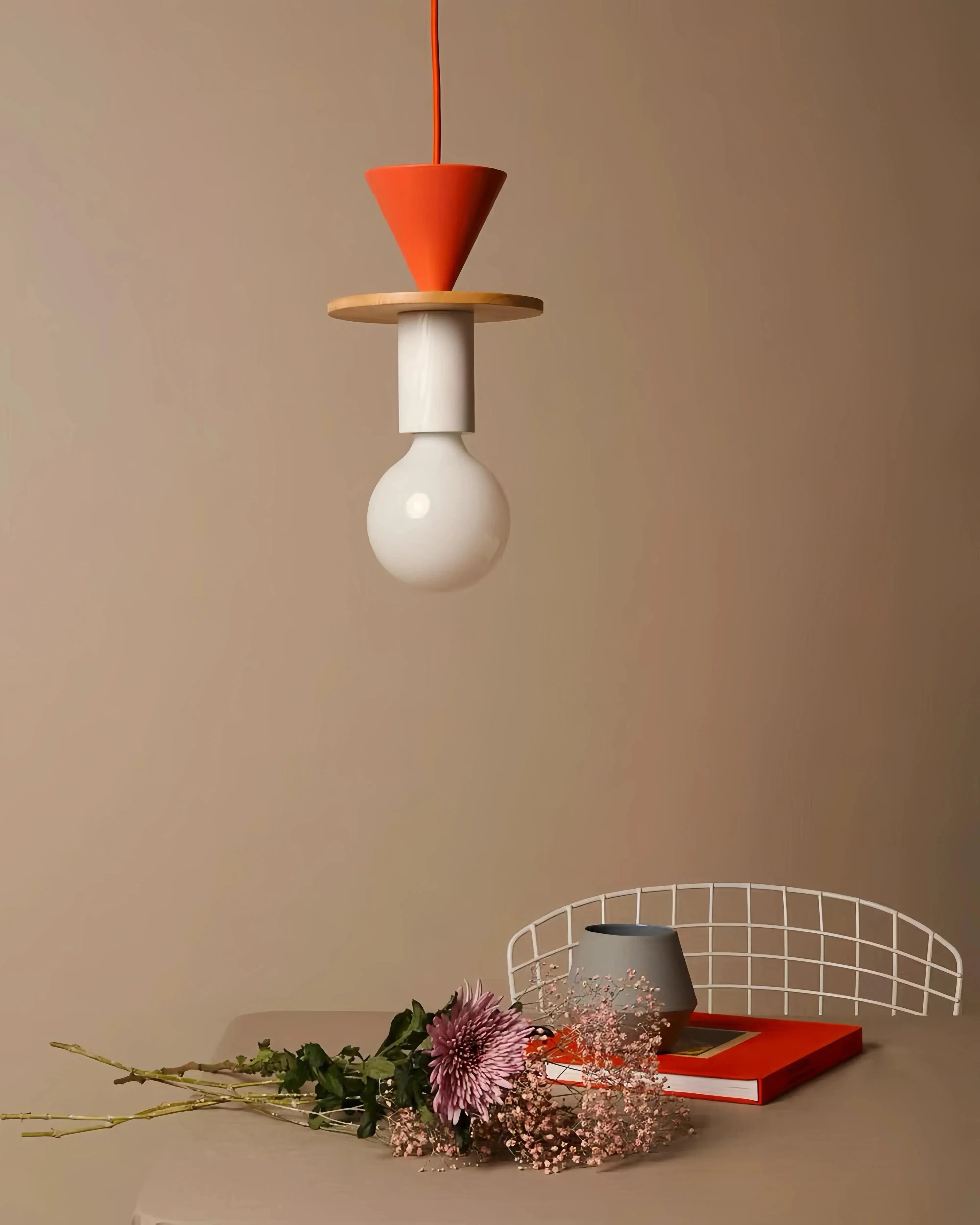 BowLift | Chandelier in geometric shape