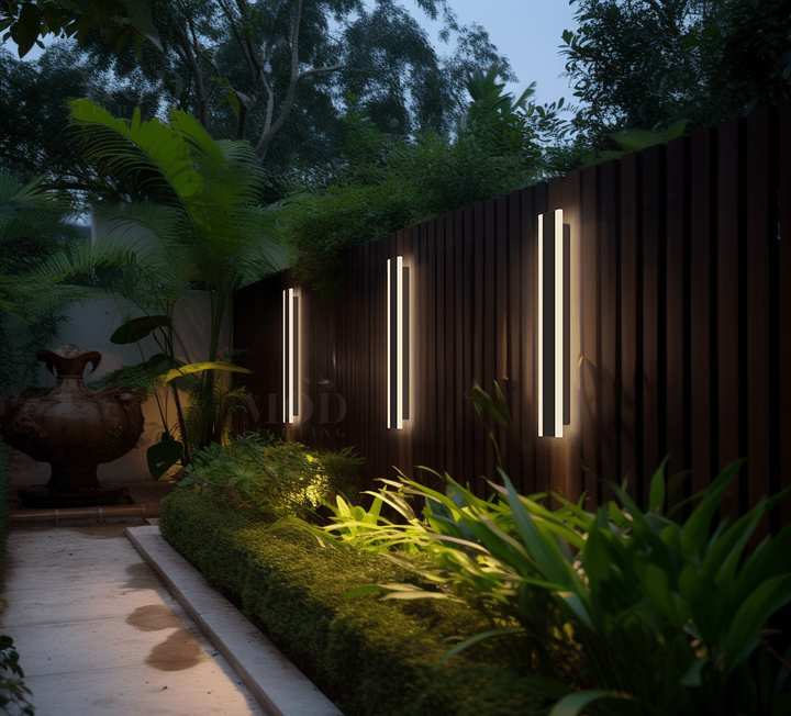 BowLift | Simple Stick-Shaped Wall Lamp
