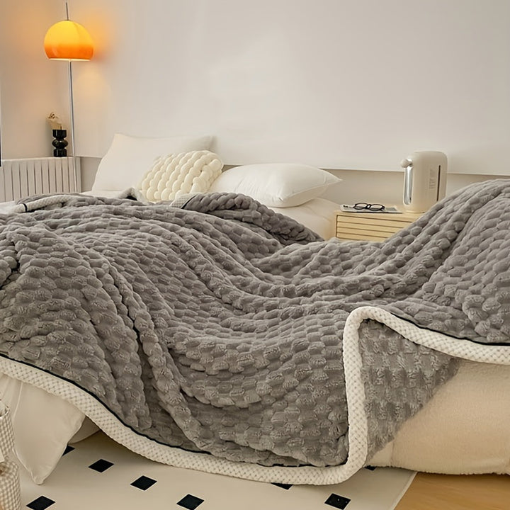 BowLift | Light Blanket Warm Dream Made of Microfiber for Travel and Home