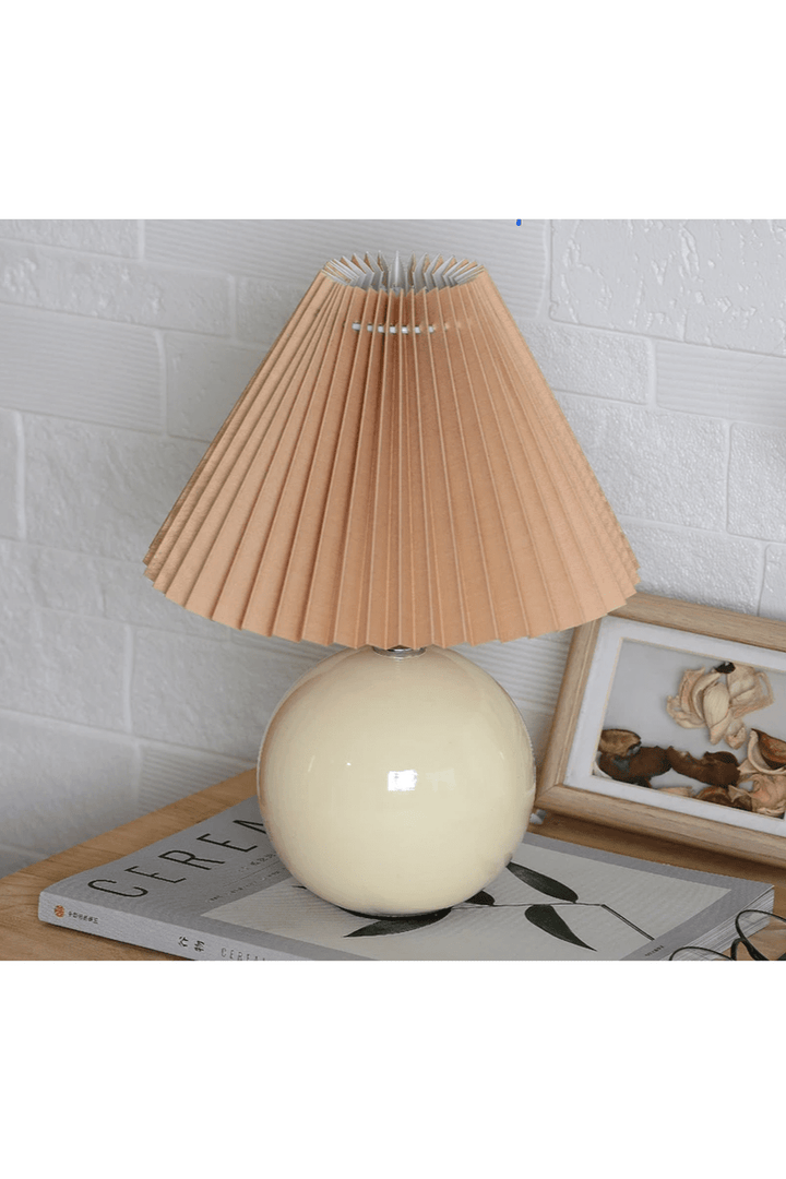 Vintage Folding Table Lamp | Bowlift