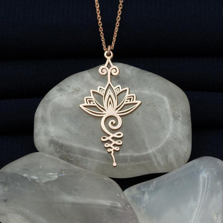 BowLift | Stylish Lotus Necklace