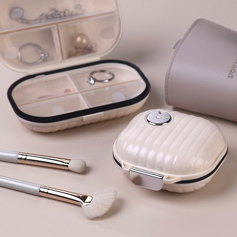 BowLift | Portable daily pill box