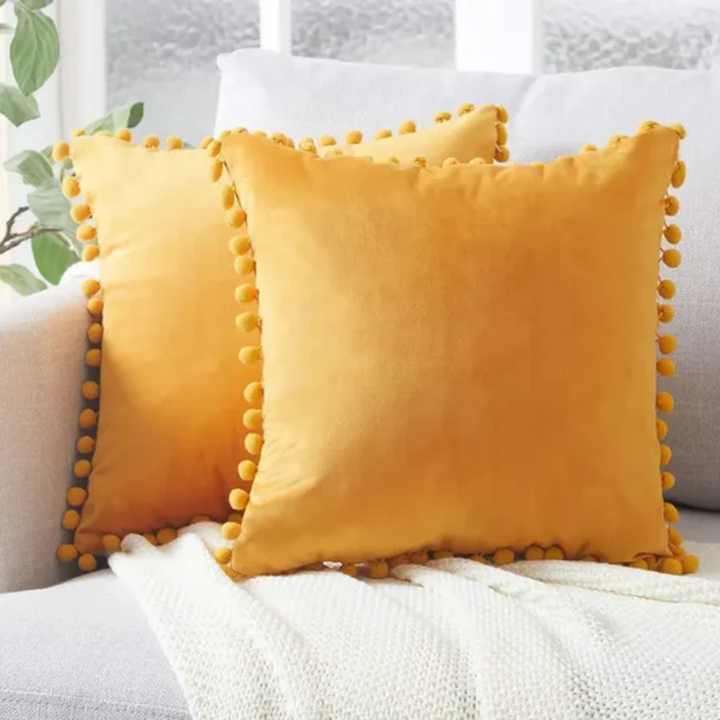 BowLift | Cushion For The Sofa