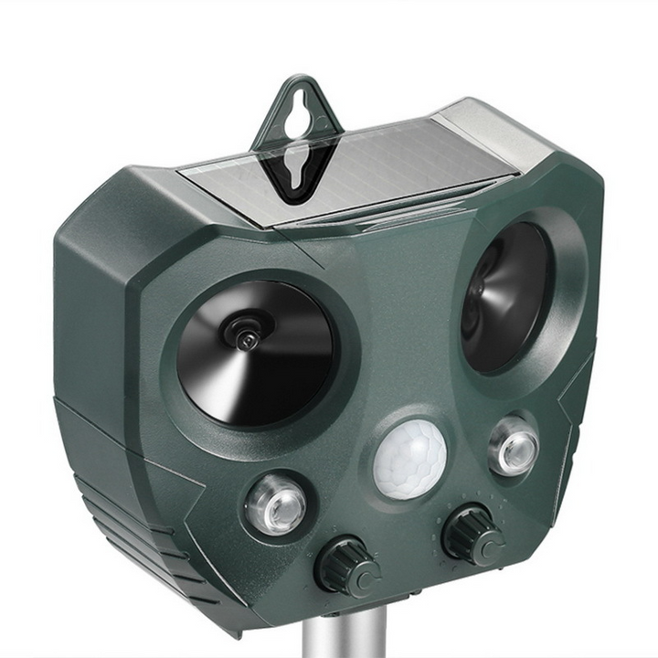 BowLift | Effective Pest Repeller – Solar Ultrasonic Animal Deterrent for Garden