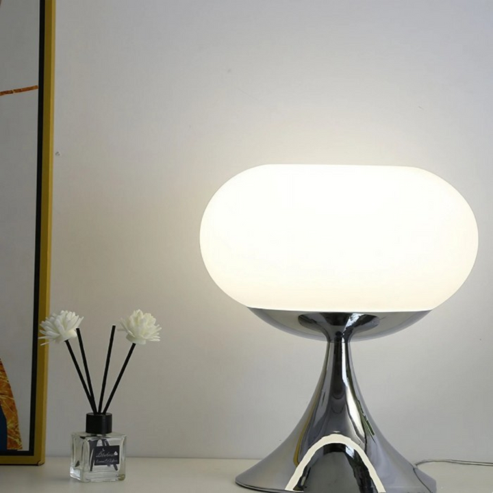 BowLift | Antique LED Table Lamp