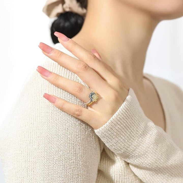 BowLift | Set of Rings with Cosmic Motif
