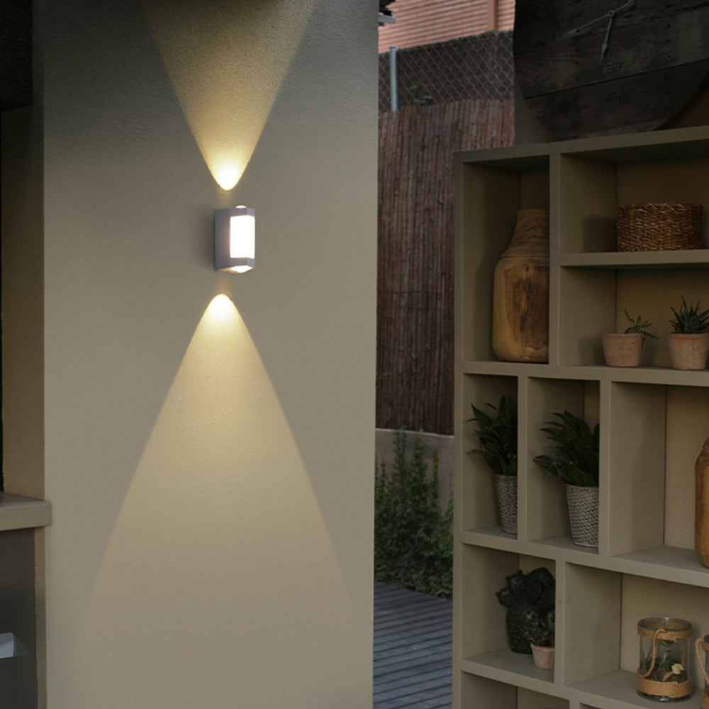 BowLift | IP65 Waterproof Outdoor Wall Lamp