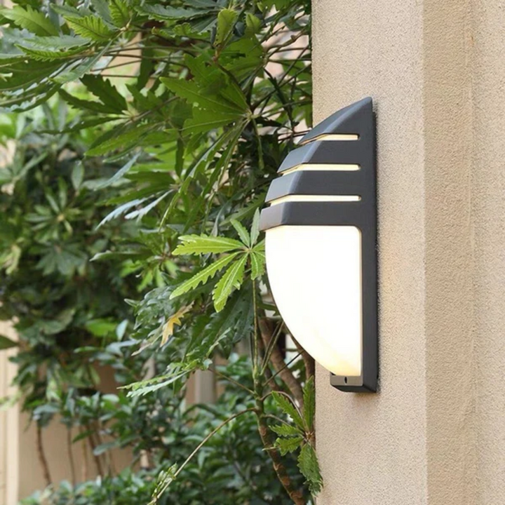 BowLift | Outdoor Wall Lamp With Sensor