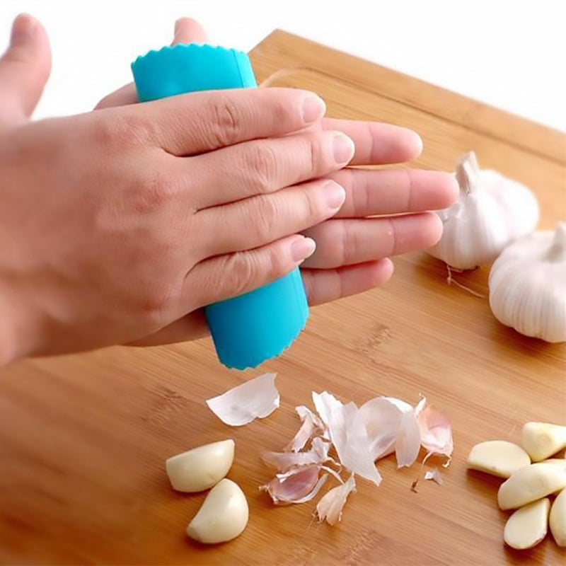 BowLift | Rolling Garlic Peeler