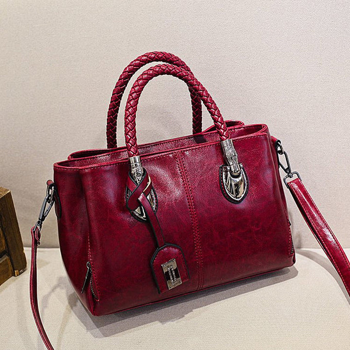 New handbags made of oil wax leather Boston, large tote bag made of soft leather | Bowlift
