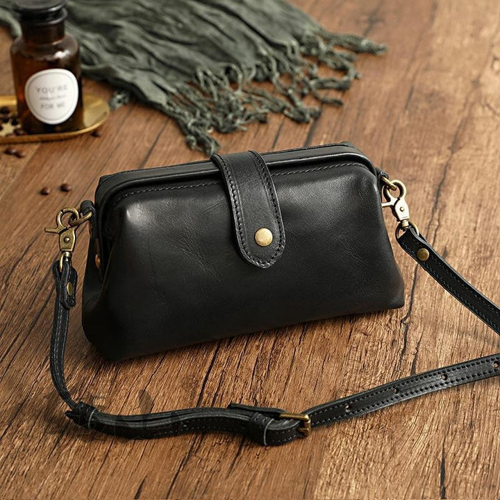 BowLift | Vintage handmade leather bag