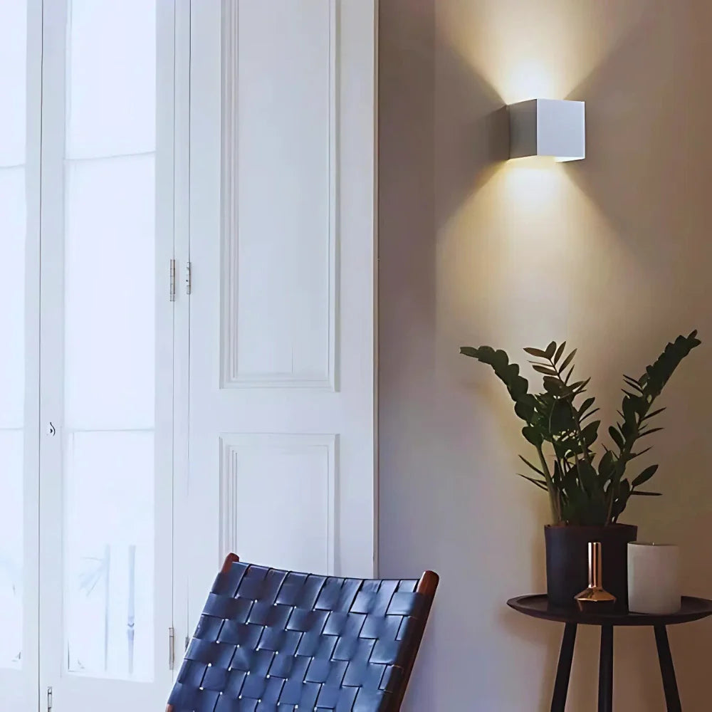 BowLift | Adjustable Wall Light
