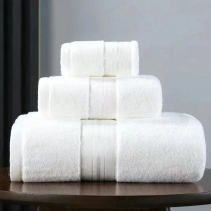 BowLift | LuxeCloud Egyptian Cotton Towel Set for Soft Comfort