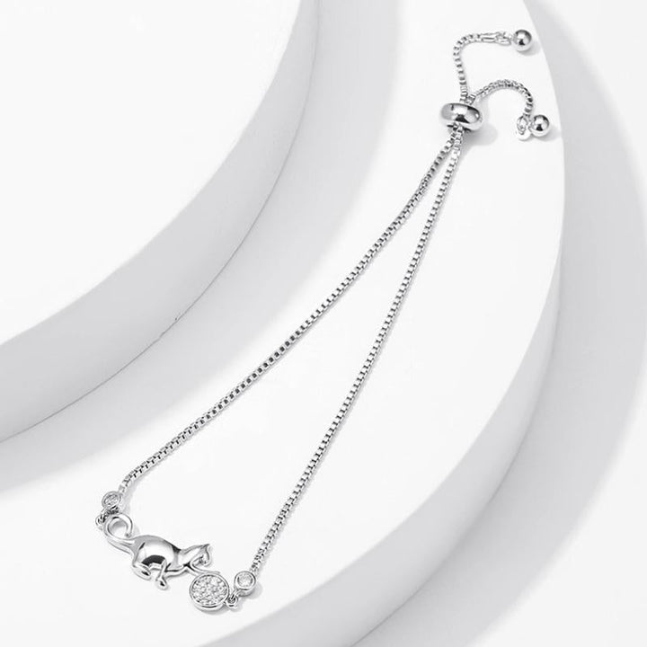 BowLift | Creative Cat Bracelet