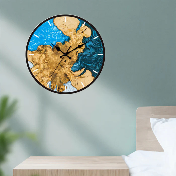 BowLift | Modern Wall Clock in Minimal Style Hoopie