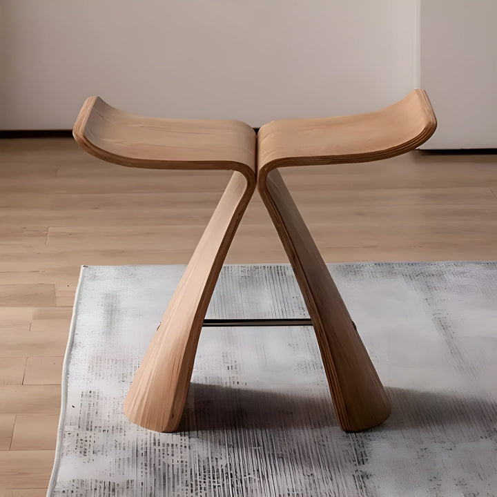 Handcrafted Wooden Bench – Rustic Seating made of Solid Wood | Bowlift