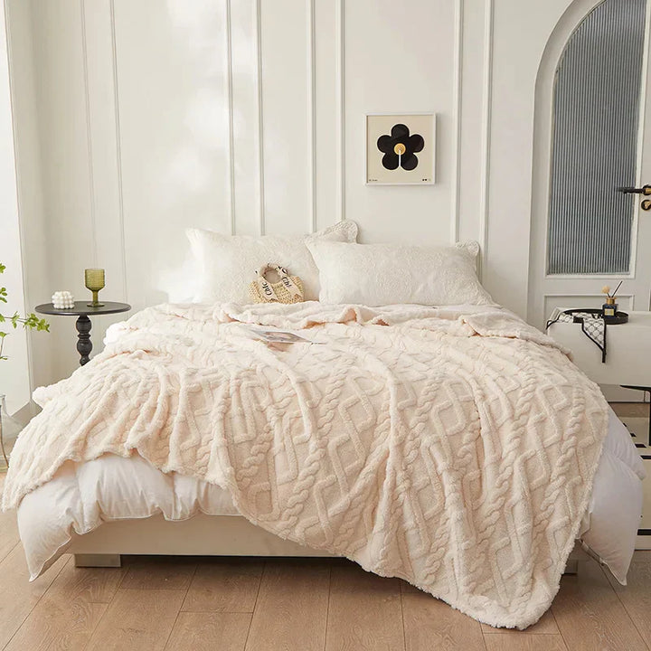 BowLift | Reversible Thick Lambswool Blanket - CozyLuxe