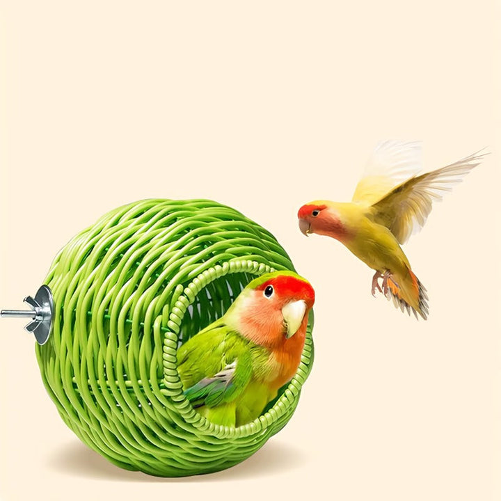 BowLift | Sturdy and breathable rattan bird's nest